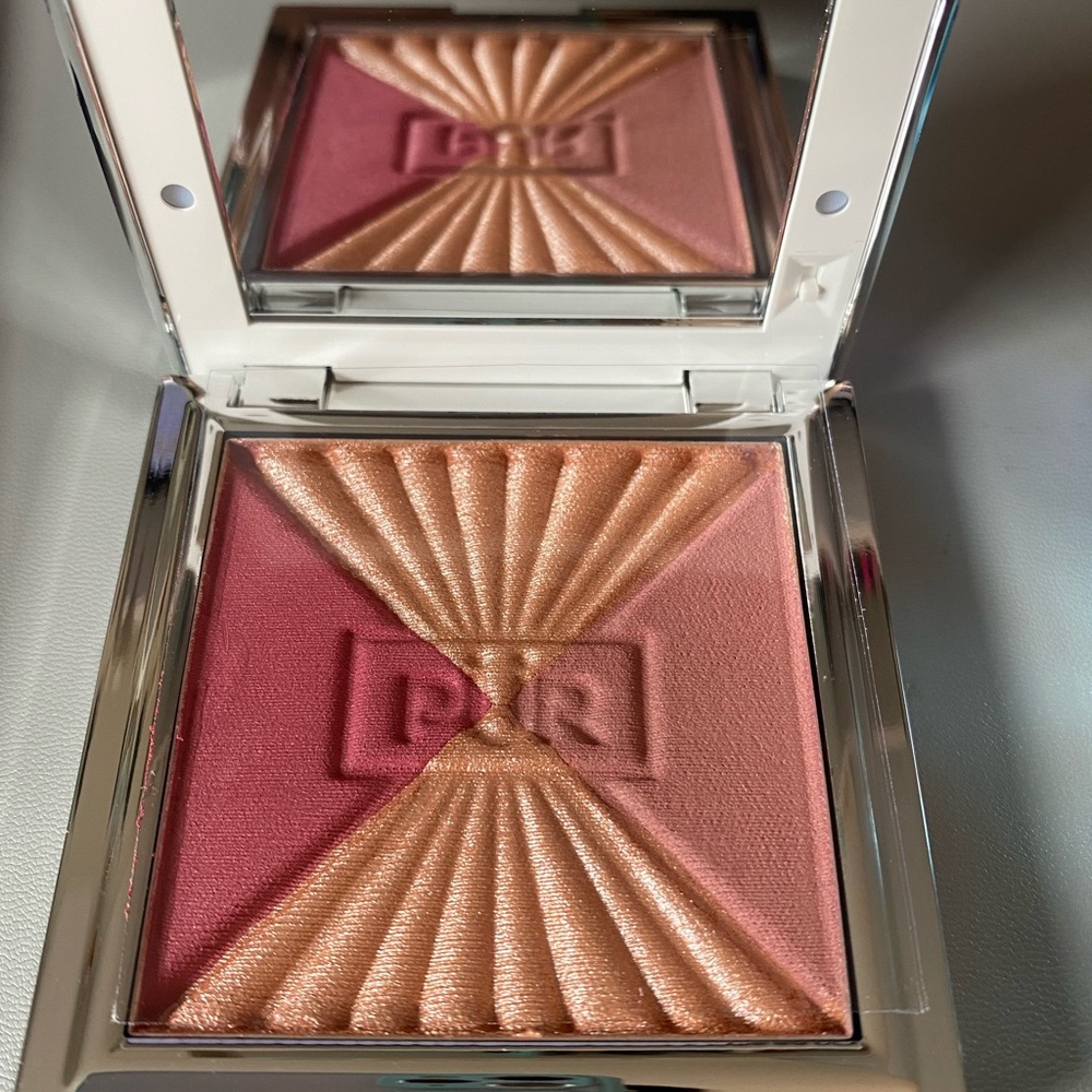 Makeup bundle - Picture 7 of 7